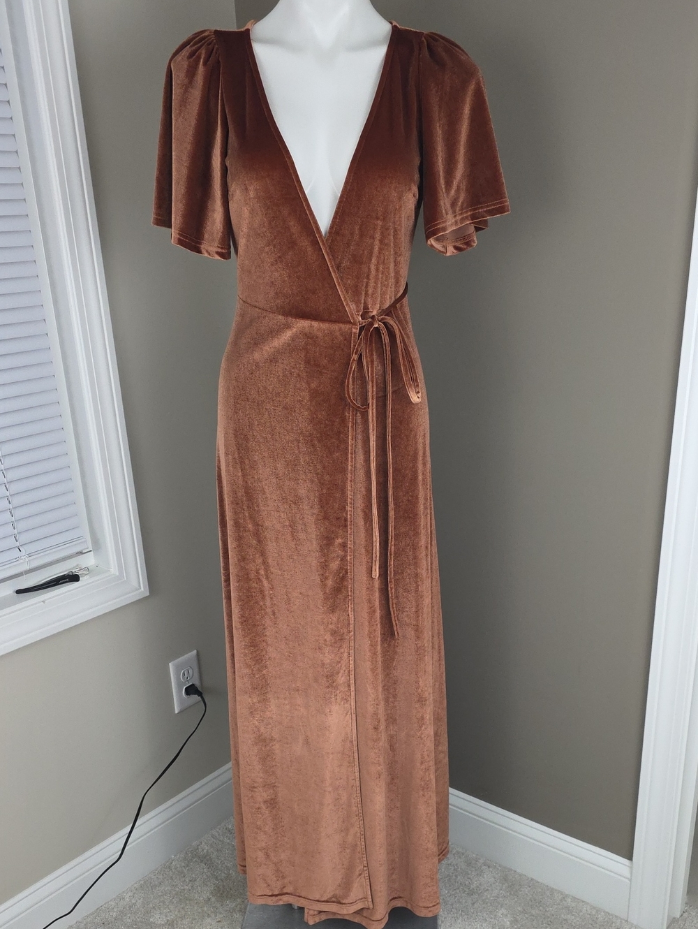 Baltic Born Meghan Whimsigoth Boho Romantic Brown Velvet Wrap Maxi Dress Size M